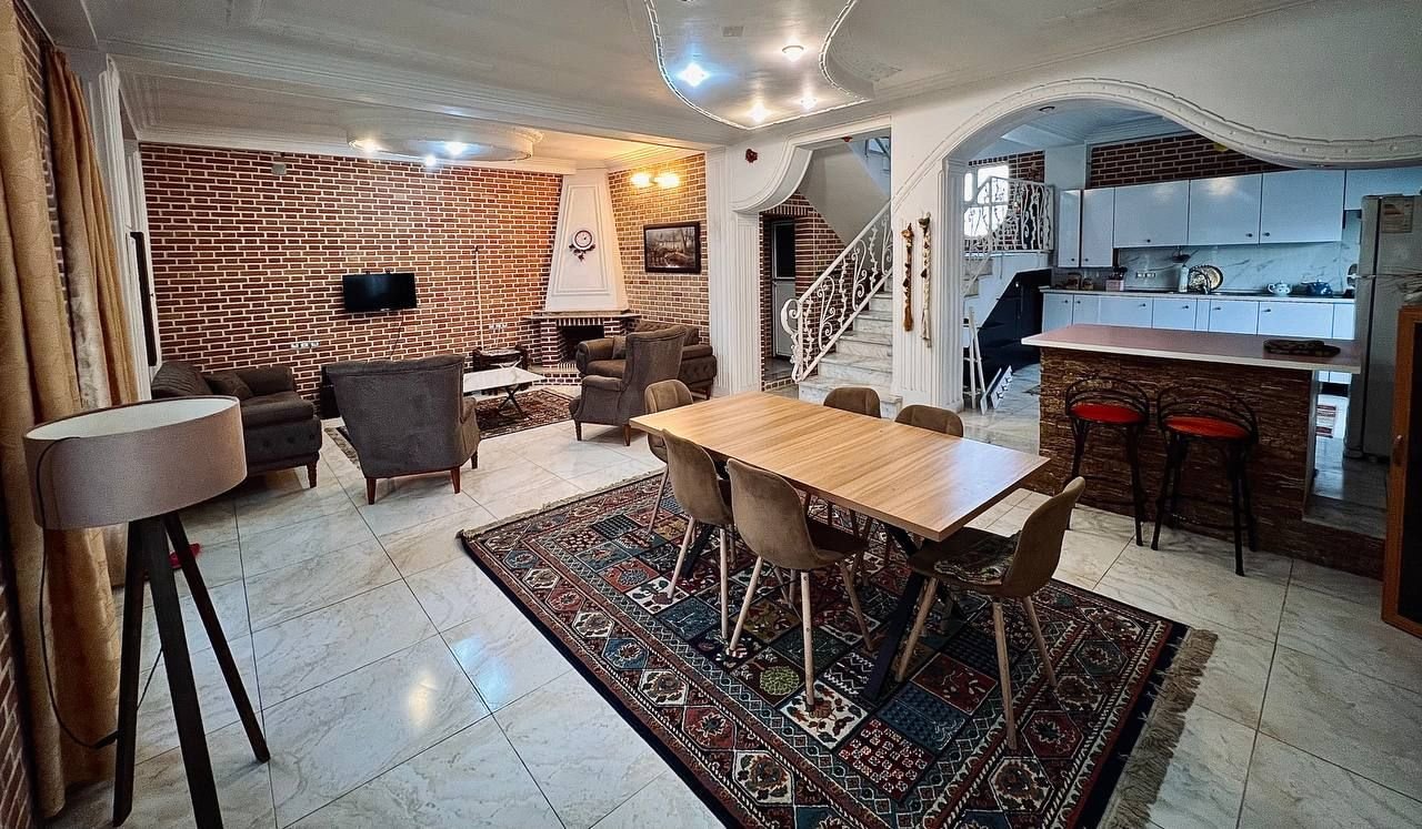 ویلا دوخوابه استخردار آبگرم رز 7