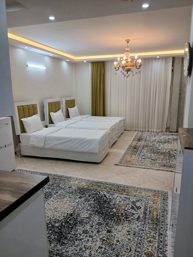 مسافرخانه گوهرشاد - واحد 502