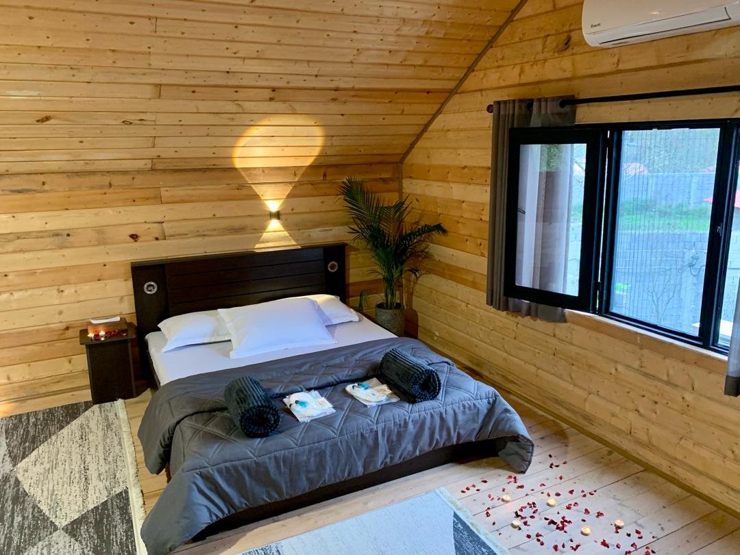 دوخوابه جنگلی آرشیتکت