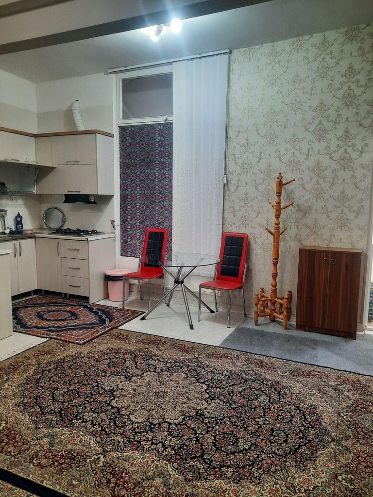 سوئیت اردیبهشت 9