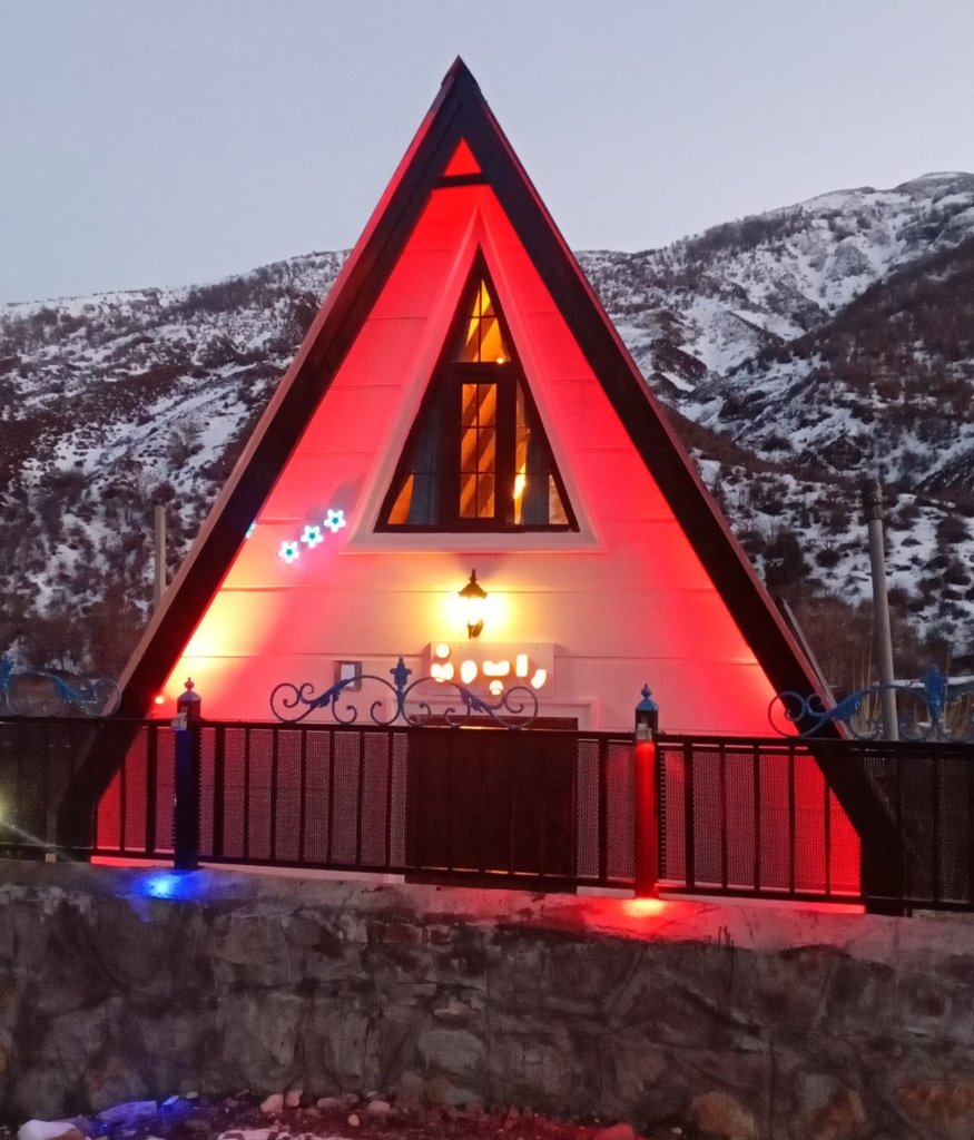 کلبه یک خوابه دوبلکس سوئیسی رابون