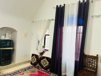 اقامتگاه سنتی قصرفیروزه - اتاق 1