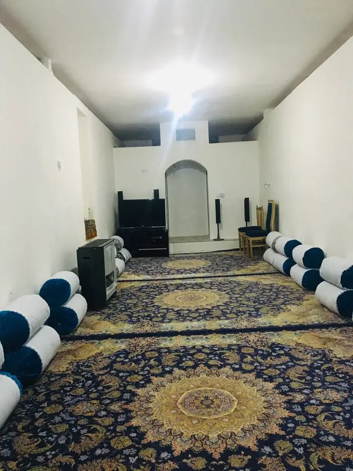 بوم گردی آریان - واحد آبی - نمای عمومی اتاق