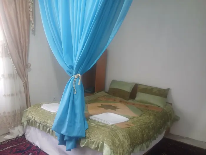 بوم گردی آریان - واحد مارال - تخت دوبل با خنچه بسته