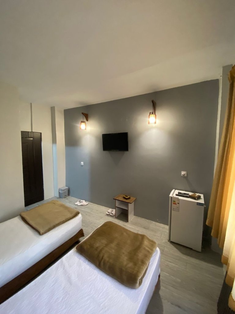 آوین - دوتخته