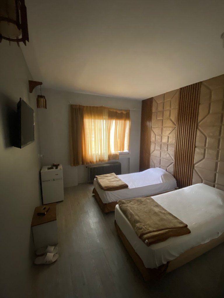 آوین - دوتخته