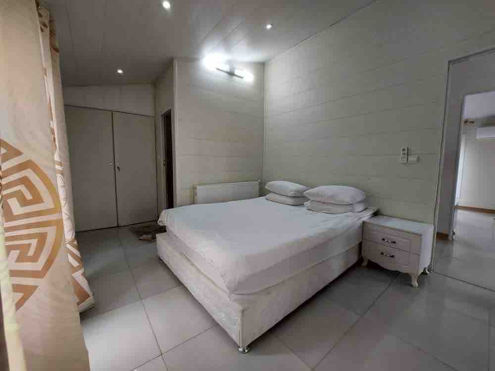 ویلا دوخوابه ساحلی استخردار آبگرم فلامینگو