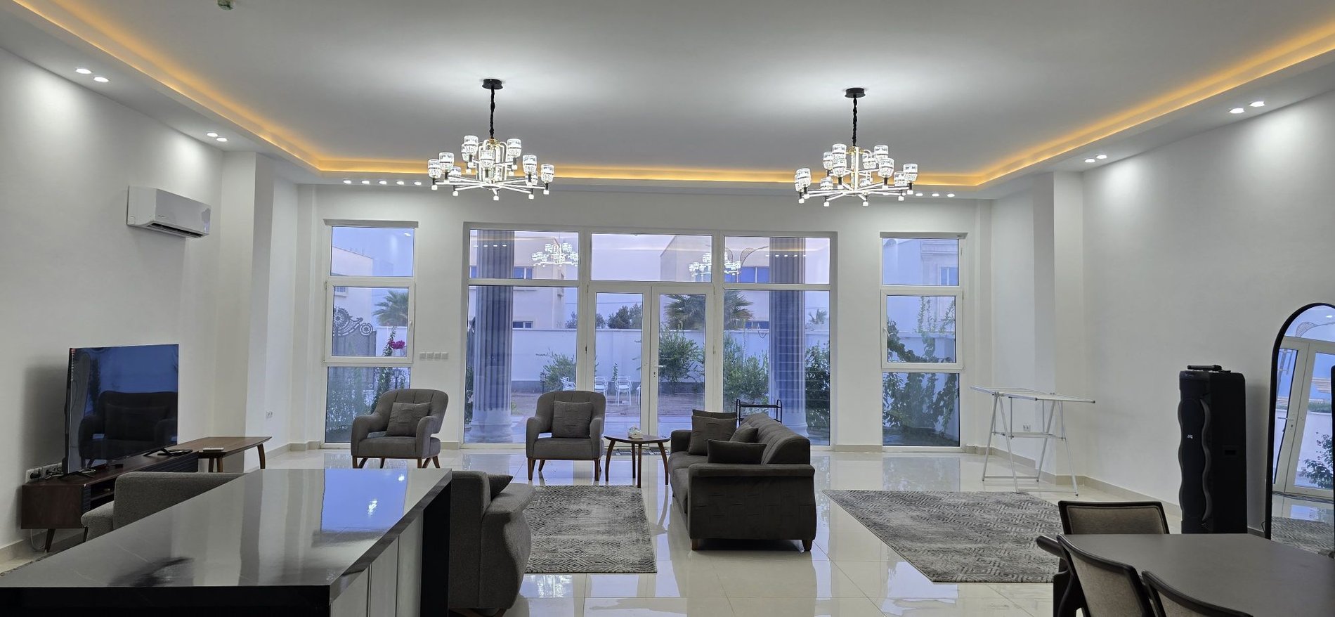 ویلا پنج خوابه دوبلکس استخردار عمارت ۲۹