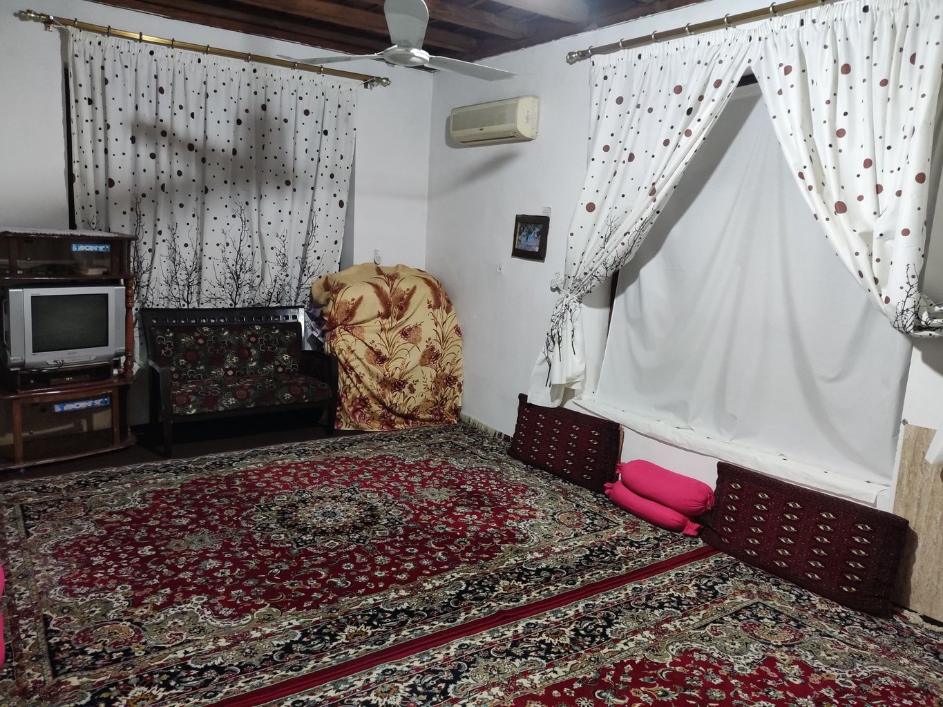 کلبه سه خوابه سرای رستم واحد 1