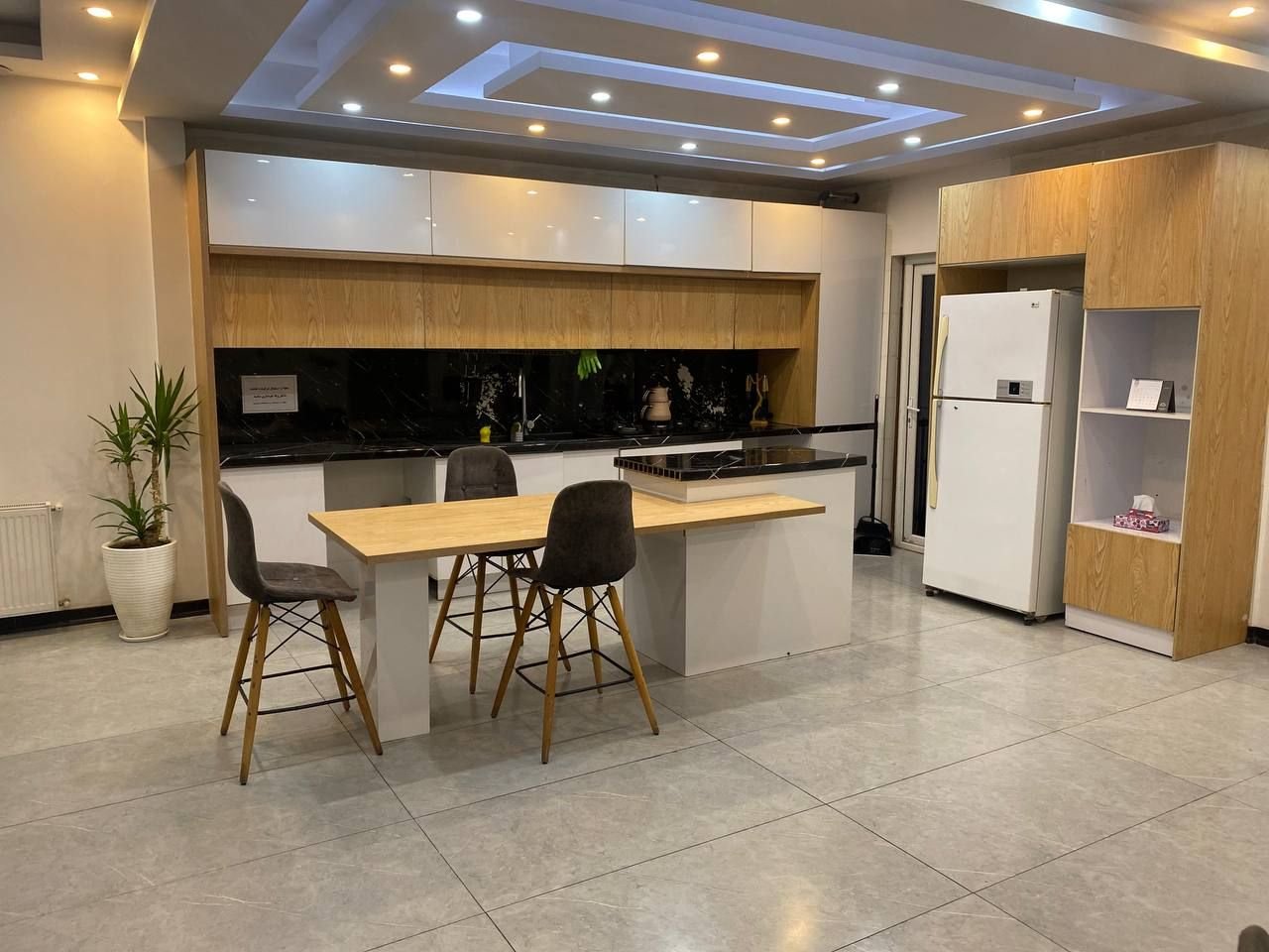 سه خوابه استخردار پیرهادی