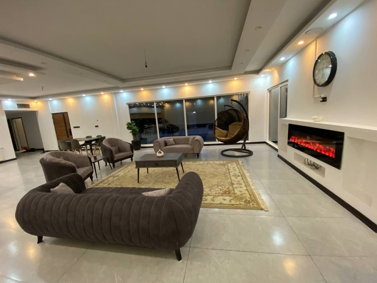 سه خوابه استخردار پیرهادی