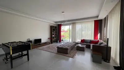 ویلا یک خوابه استخردار آبگرم ویونا