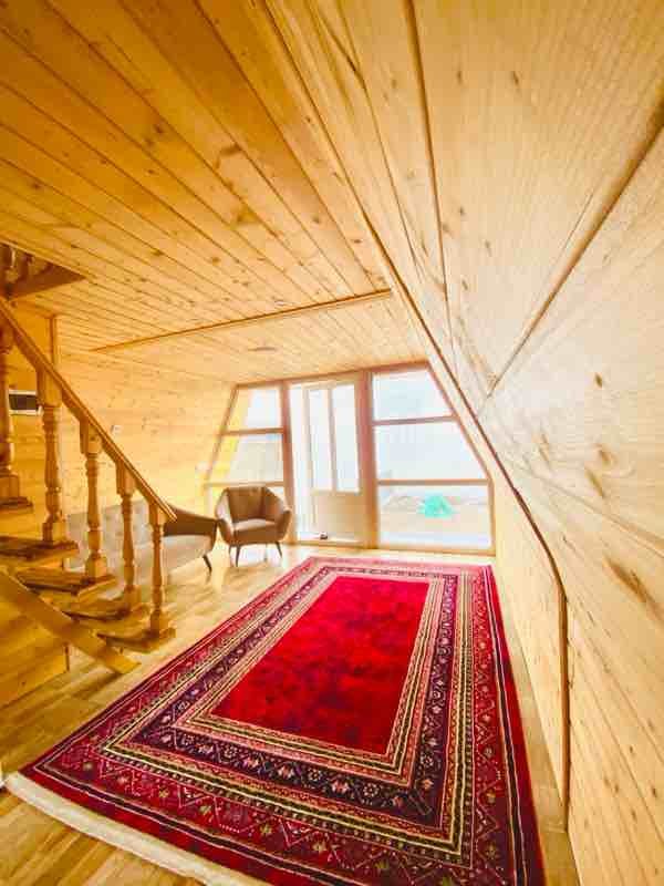 کلبه یک خوابه هیرکان - انتخاب عنوان تصویر