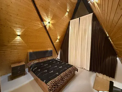 کلبه دوخوابه سوئیسی استخردار رسا