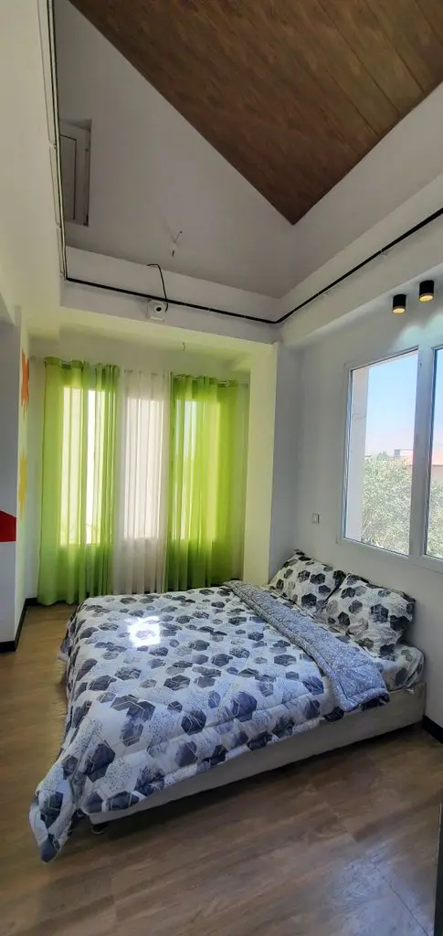 پنج خوابه تریبلکس استخردار آوان