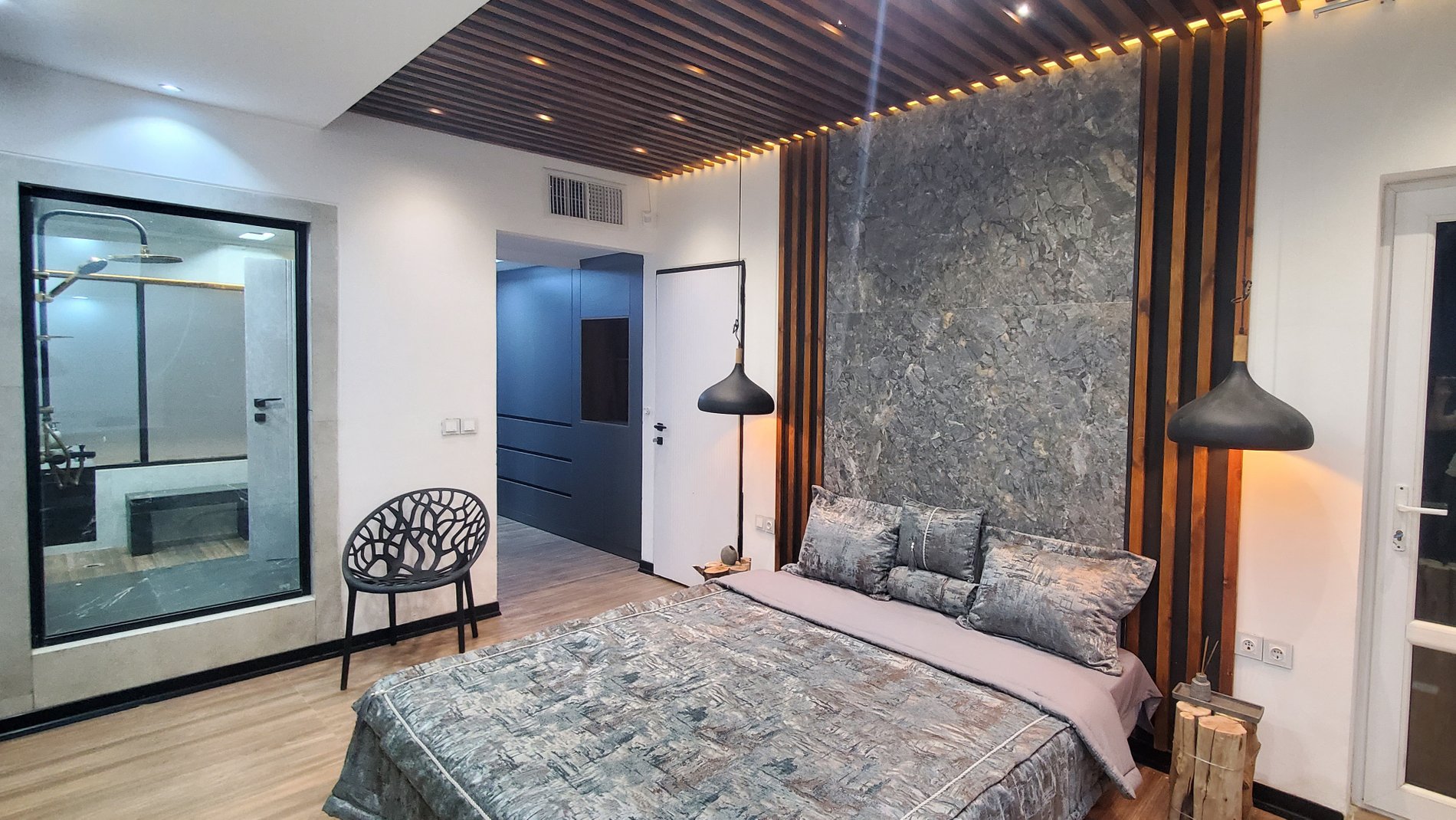 پنج خوابه تریپلکس استخردار آبگرم آوان