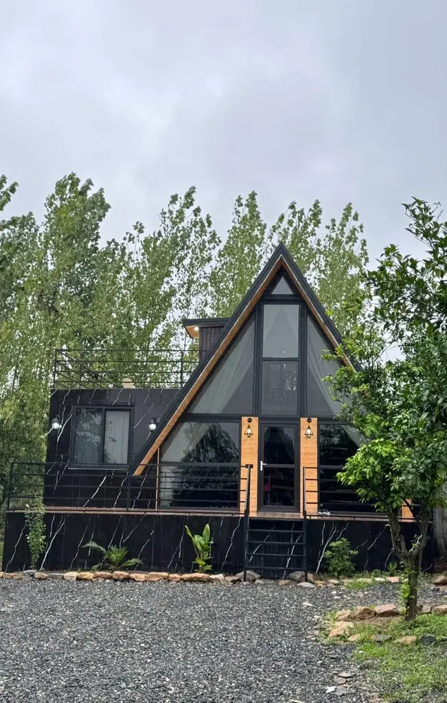 کلبه سه خوابه دِیت