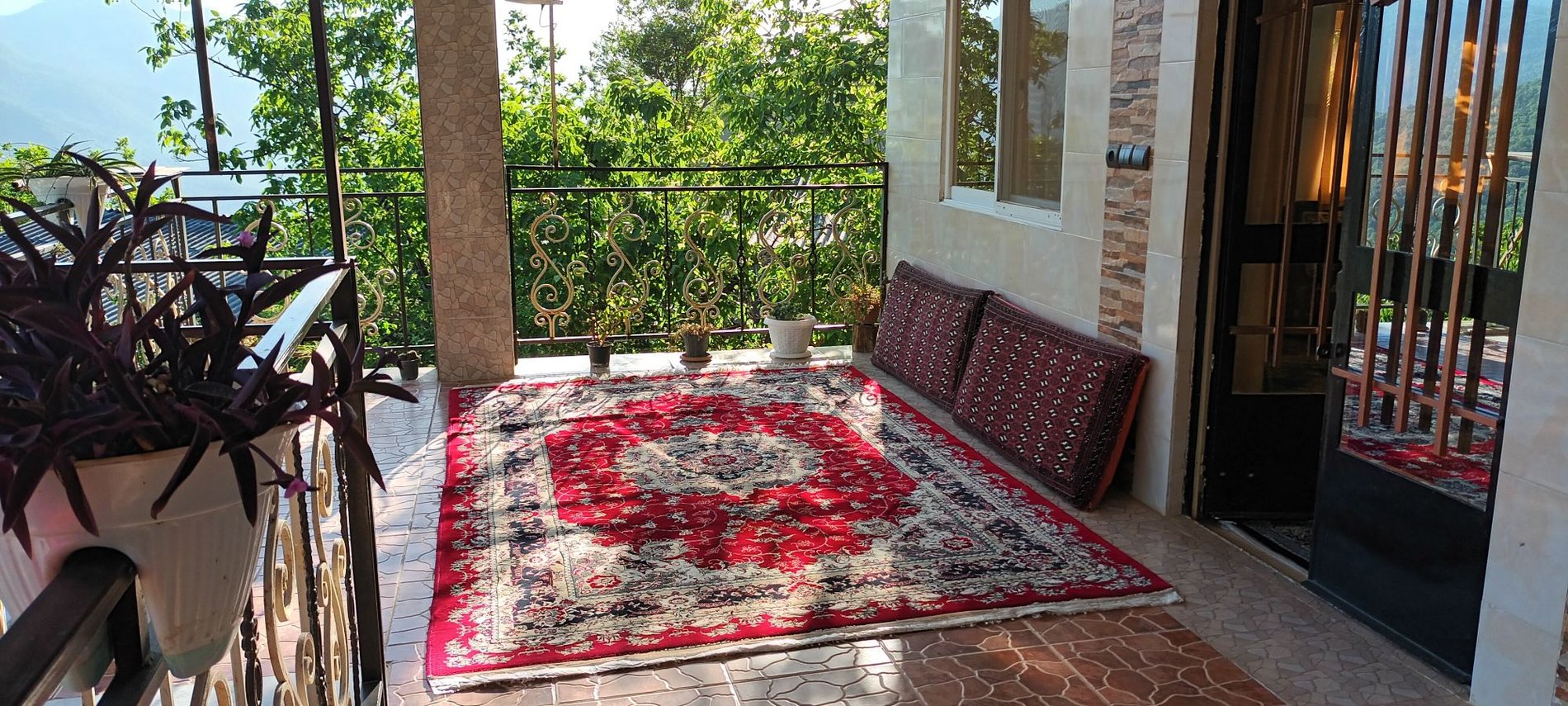 ویلا یک خوابه کوهستانی ارغوان - ارغوان