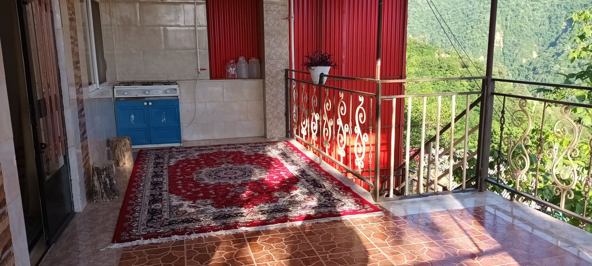 ویلا یک خوابه کوهستانی ارغوان - ارغوان