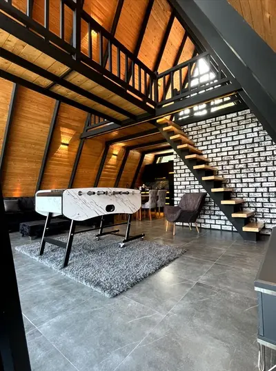 کلبه دوخوابه سوئیسی جکوزی دار سراوان کچا