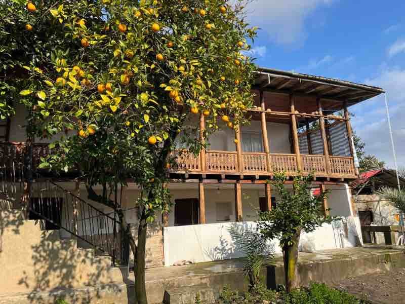 کلبه خونه گِلی ما - انتخاب عنوان تصویر