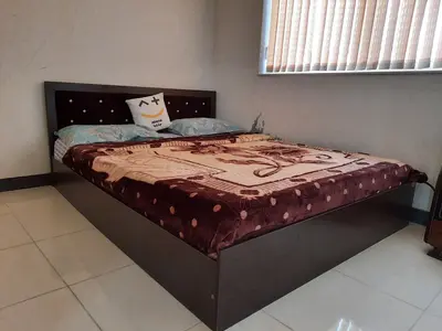 سوئیت دوخوابه تنهایی ۲