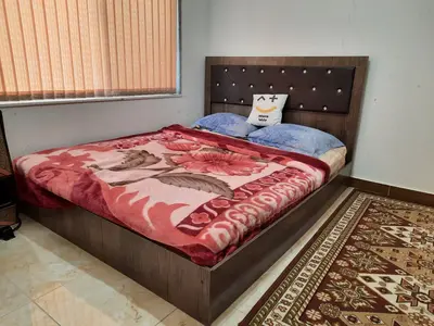 سوئیت دوخوابه تنهایی ۵