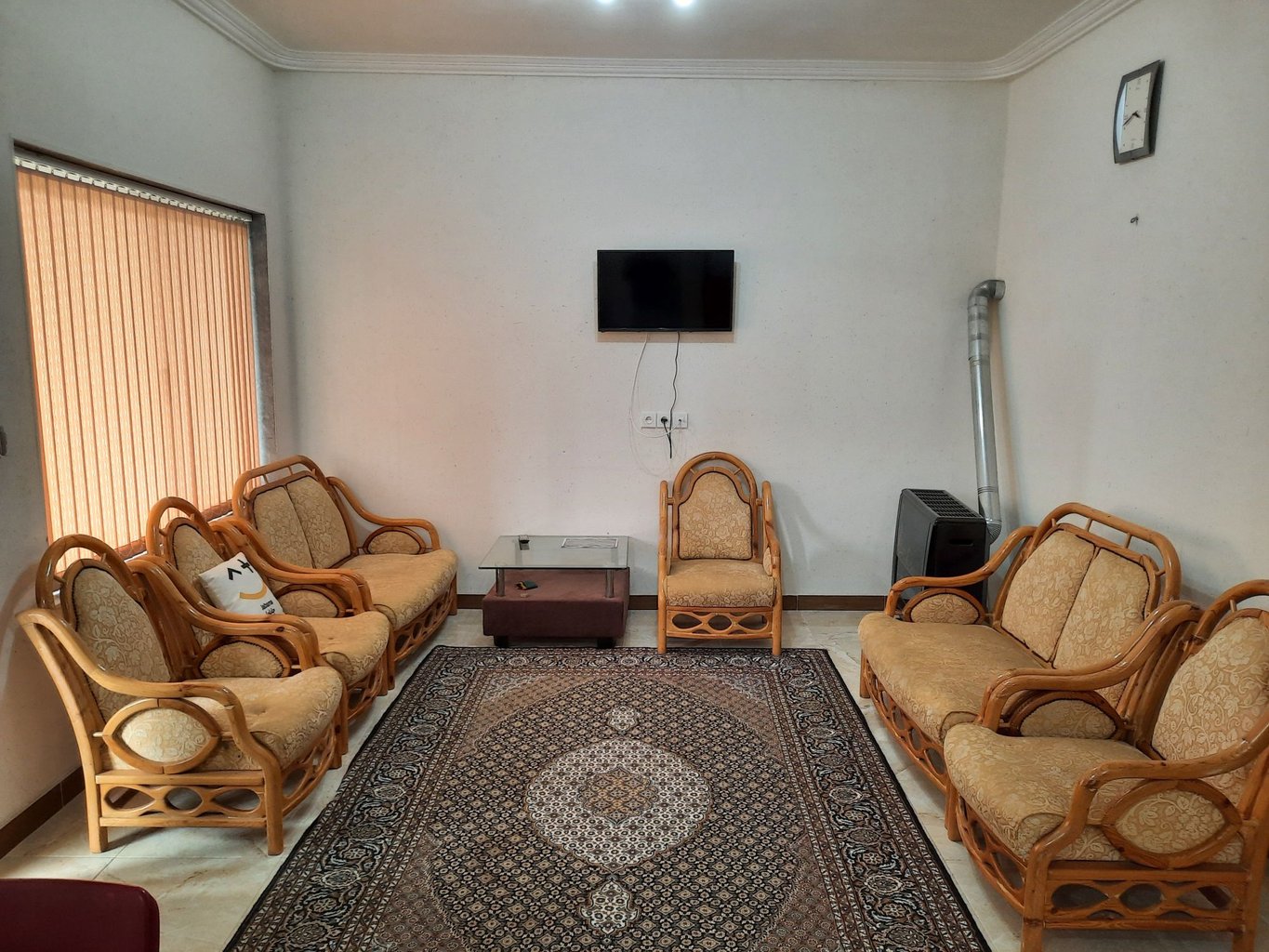 سوئیت دوخوابه تنهایی ۵