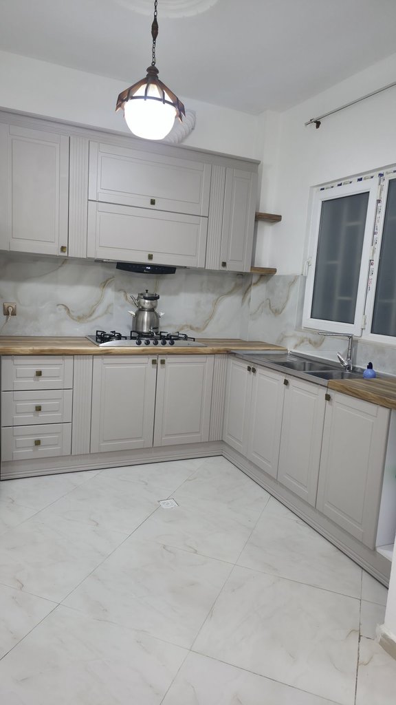 سه خوابه استخردار بنفشه