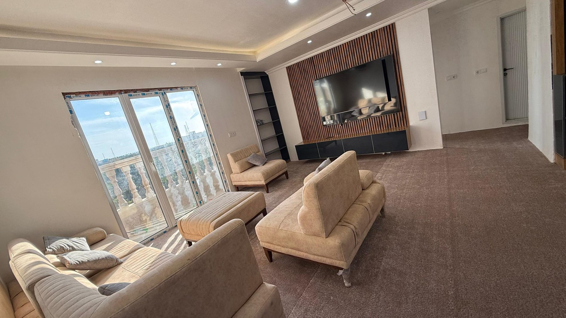 آپارتمان دوخوابه باور