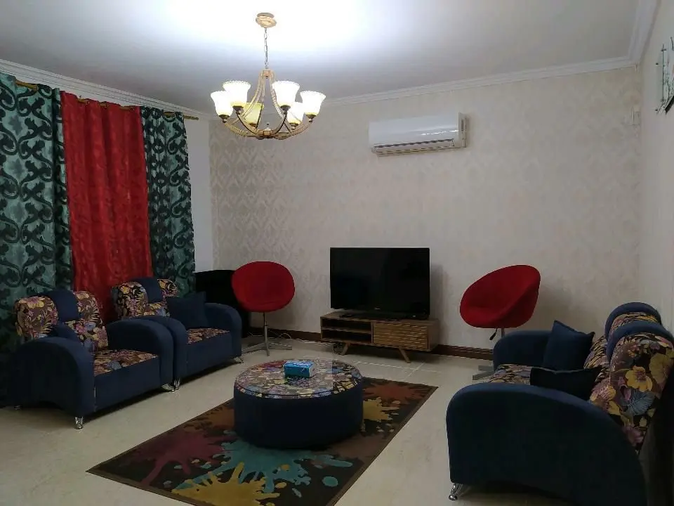 آپارتمان دوخوابه دنج 8