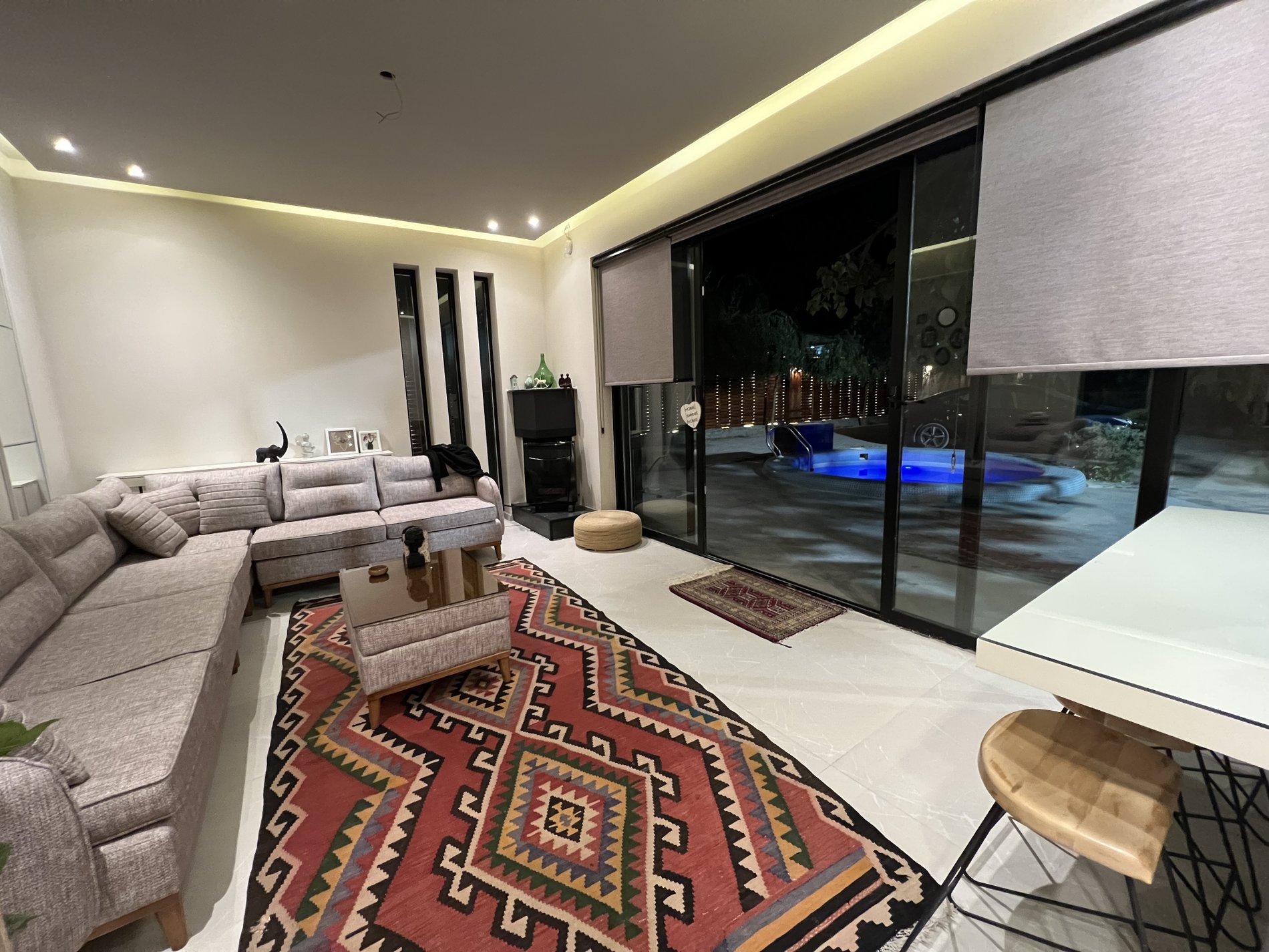 ویلا دوخوابه شقایق 22