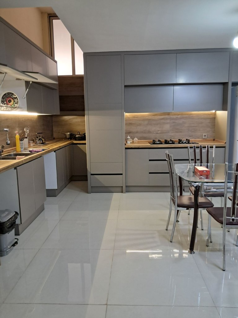 آپارتمان دوخوابه کلیسا