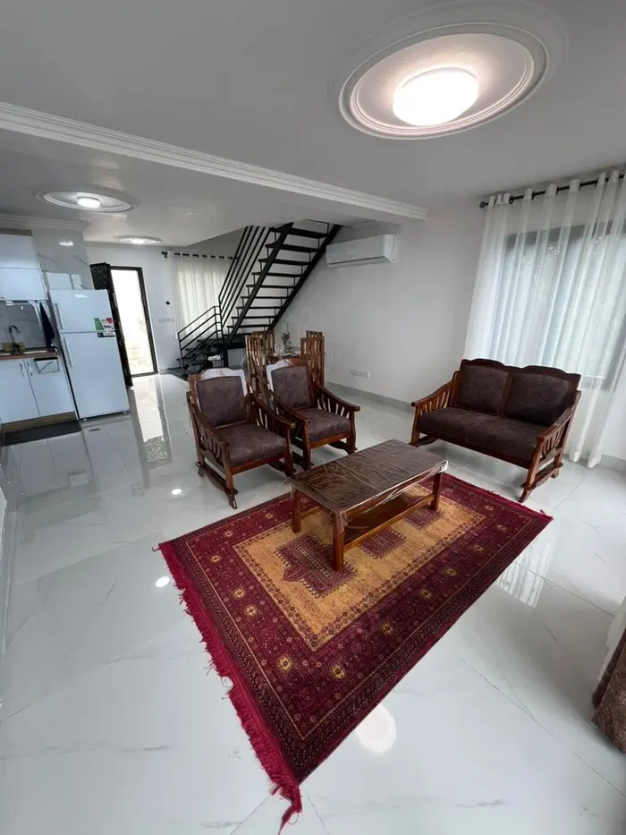 ویلا سه خوابه جنگلی سرو