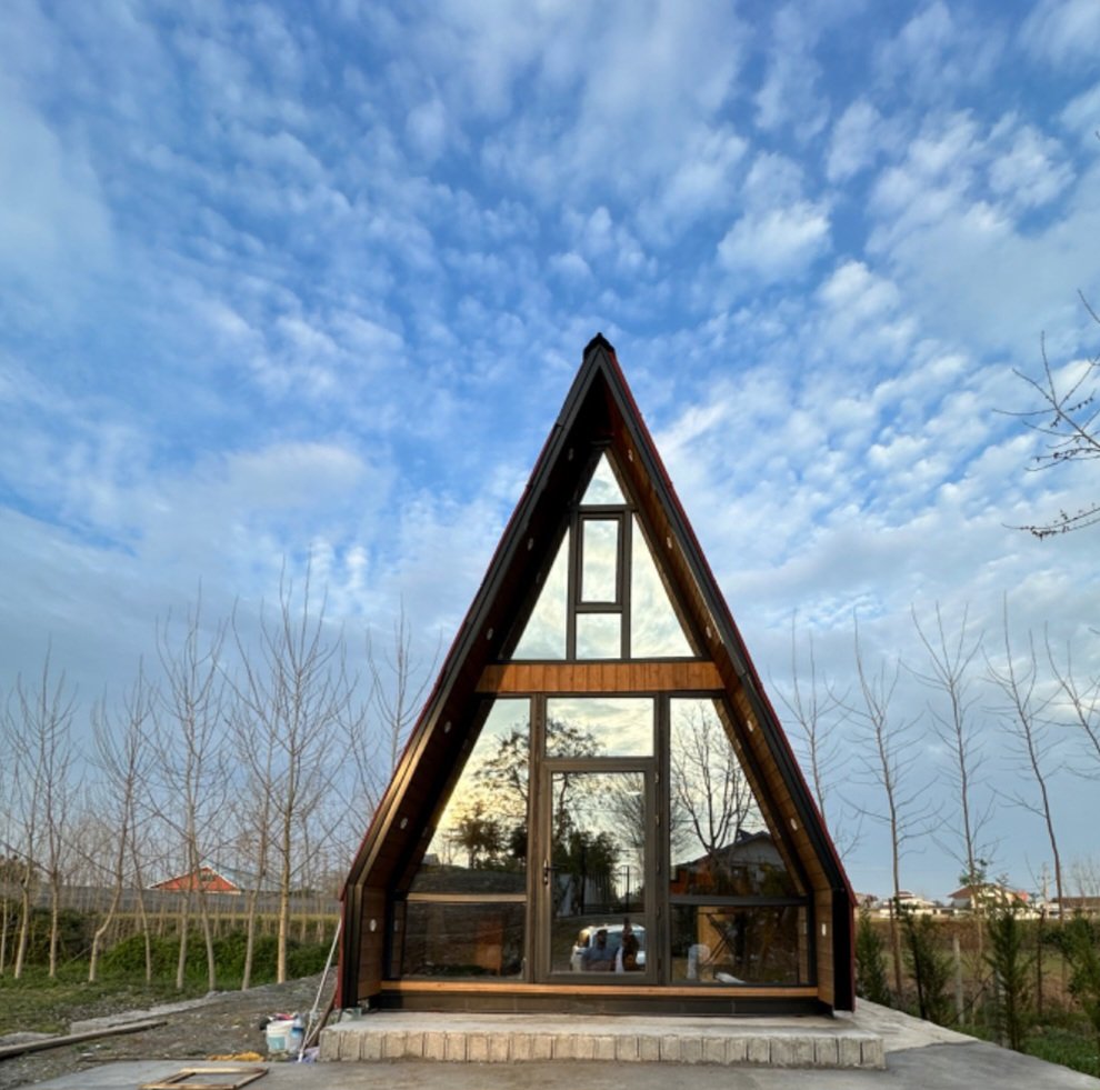 کلبه کلبه  سوئیسی یک خوابه چکاوک