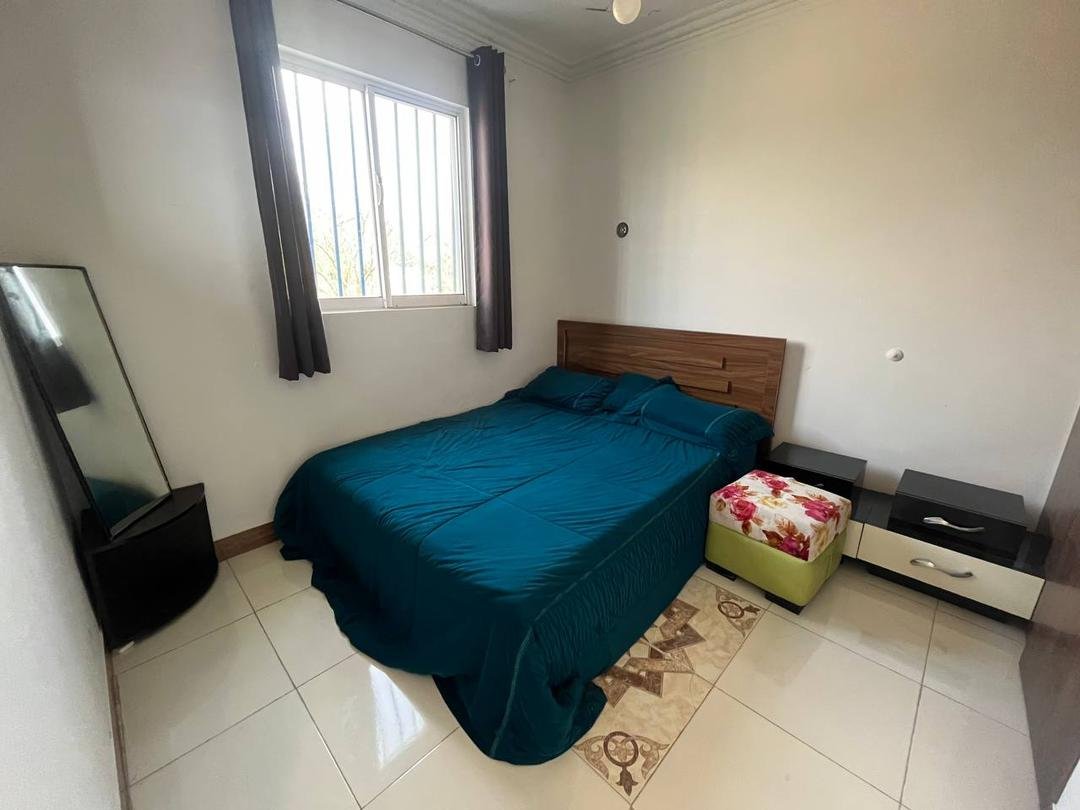 دوخوابه حورا