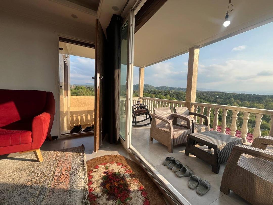 دوخوابه حورا