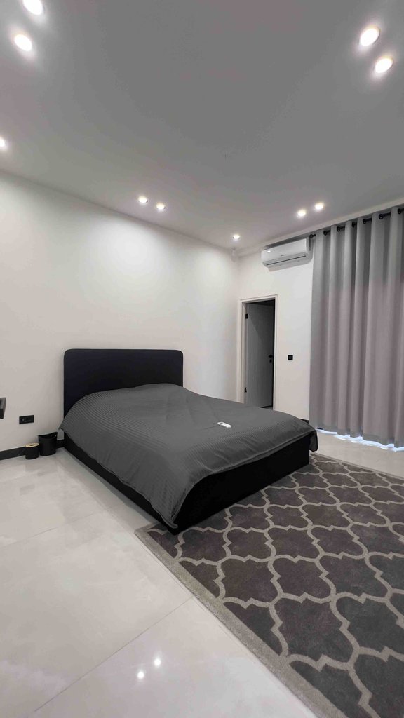 جکوزی دار دوخوابه مدرن دیار