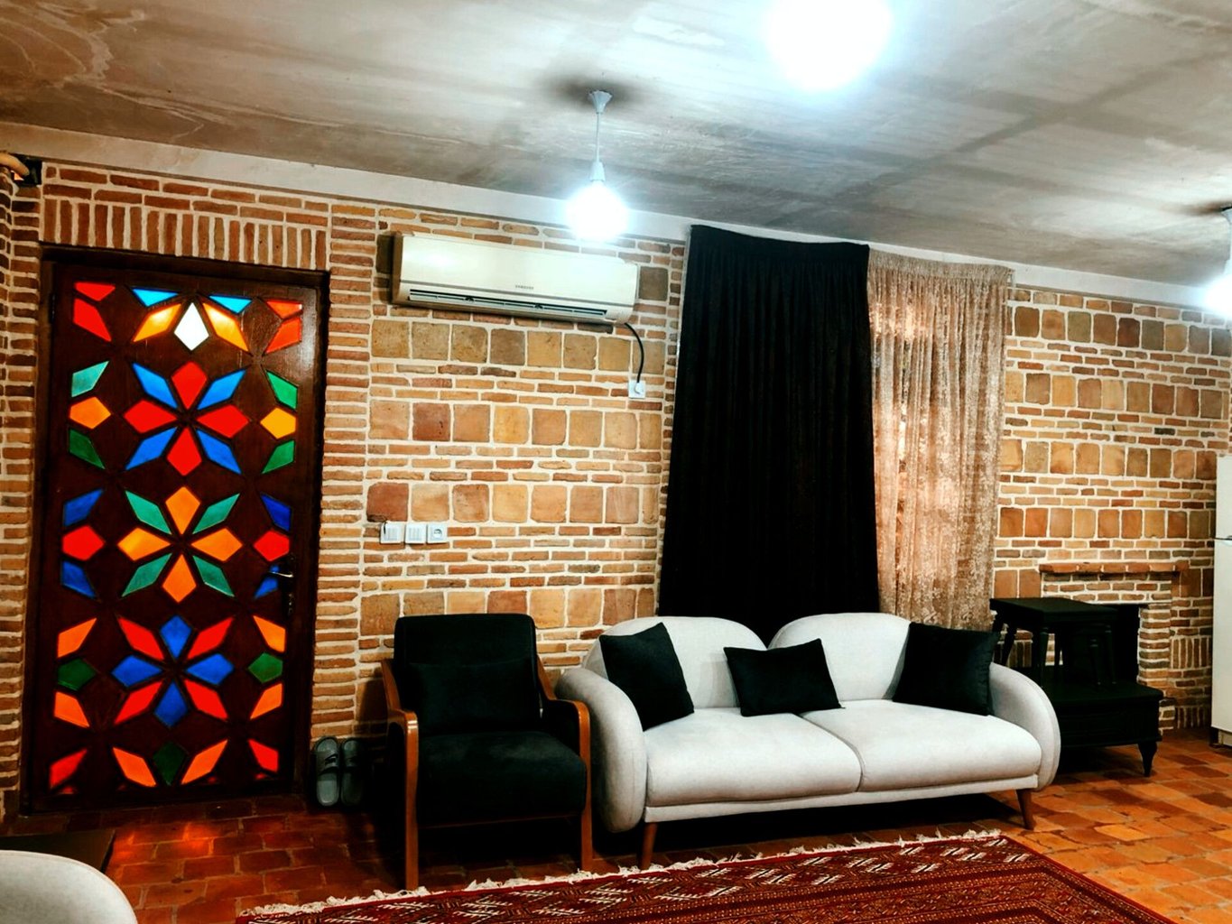 ویلا یک خوابه استخردار عمارت دیلم