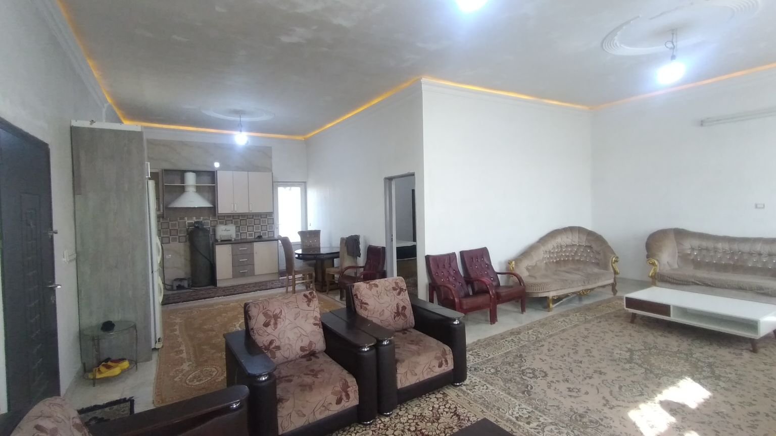 ویلا استخردار یک خوابه کوهستانی  مرمر