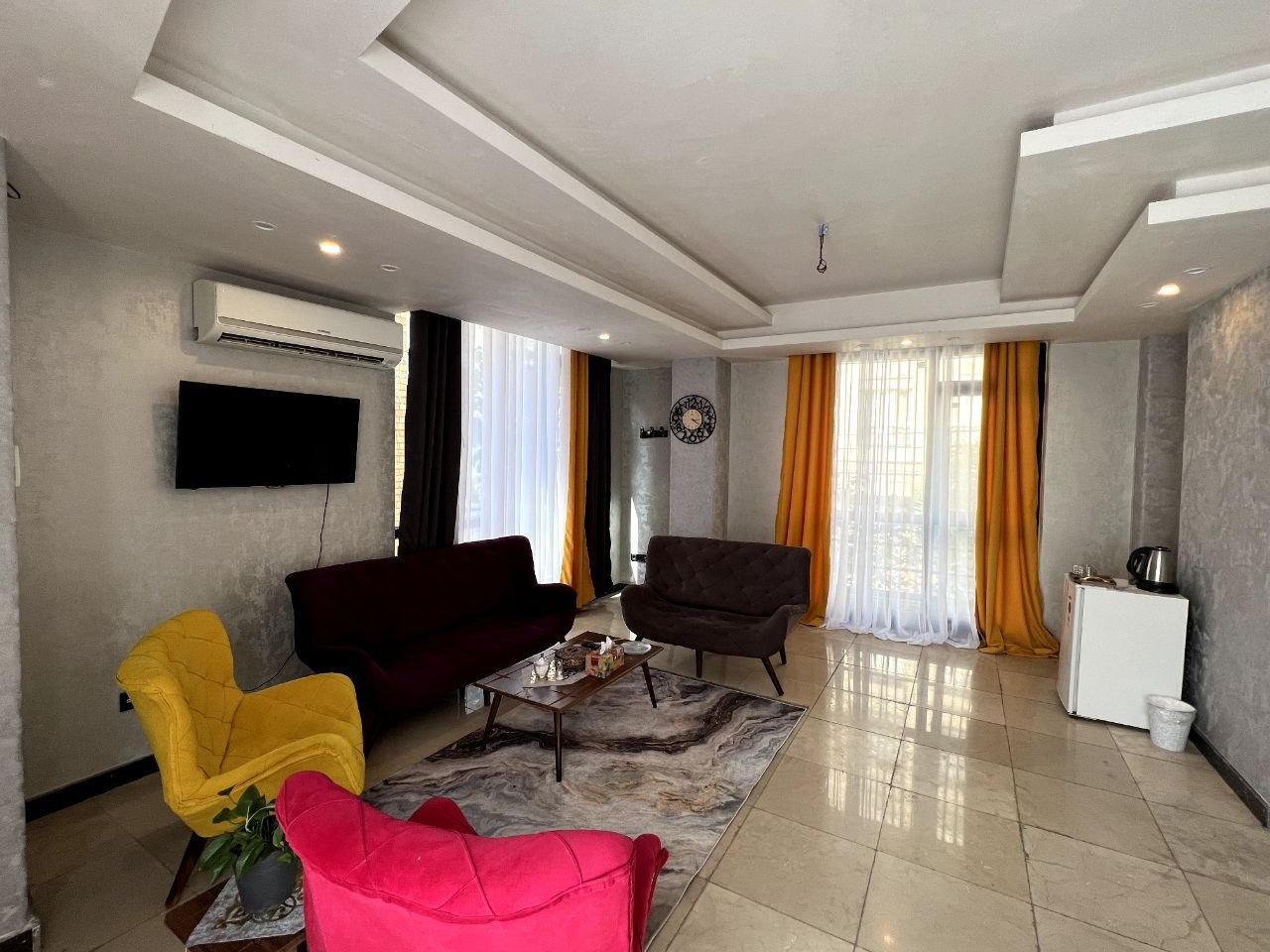 آپارتمان فلت کوروش ستاری