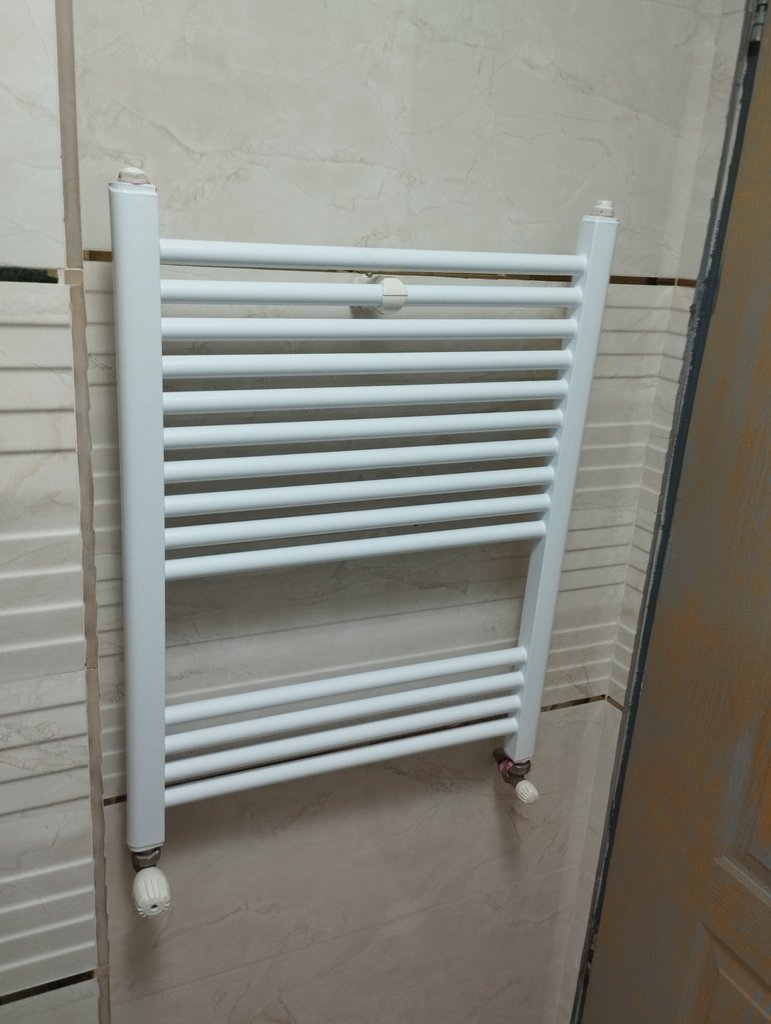 آپارتمان دوخوابه ظفر 32