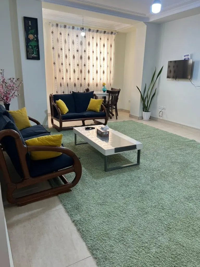 آپارتمان یک خوابه نخل 2