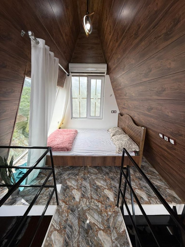 یک خوابه دوبلکس جکوزی دار چوبی یارا