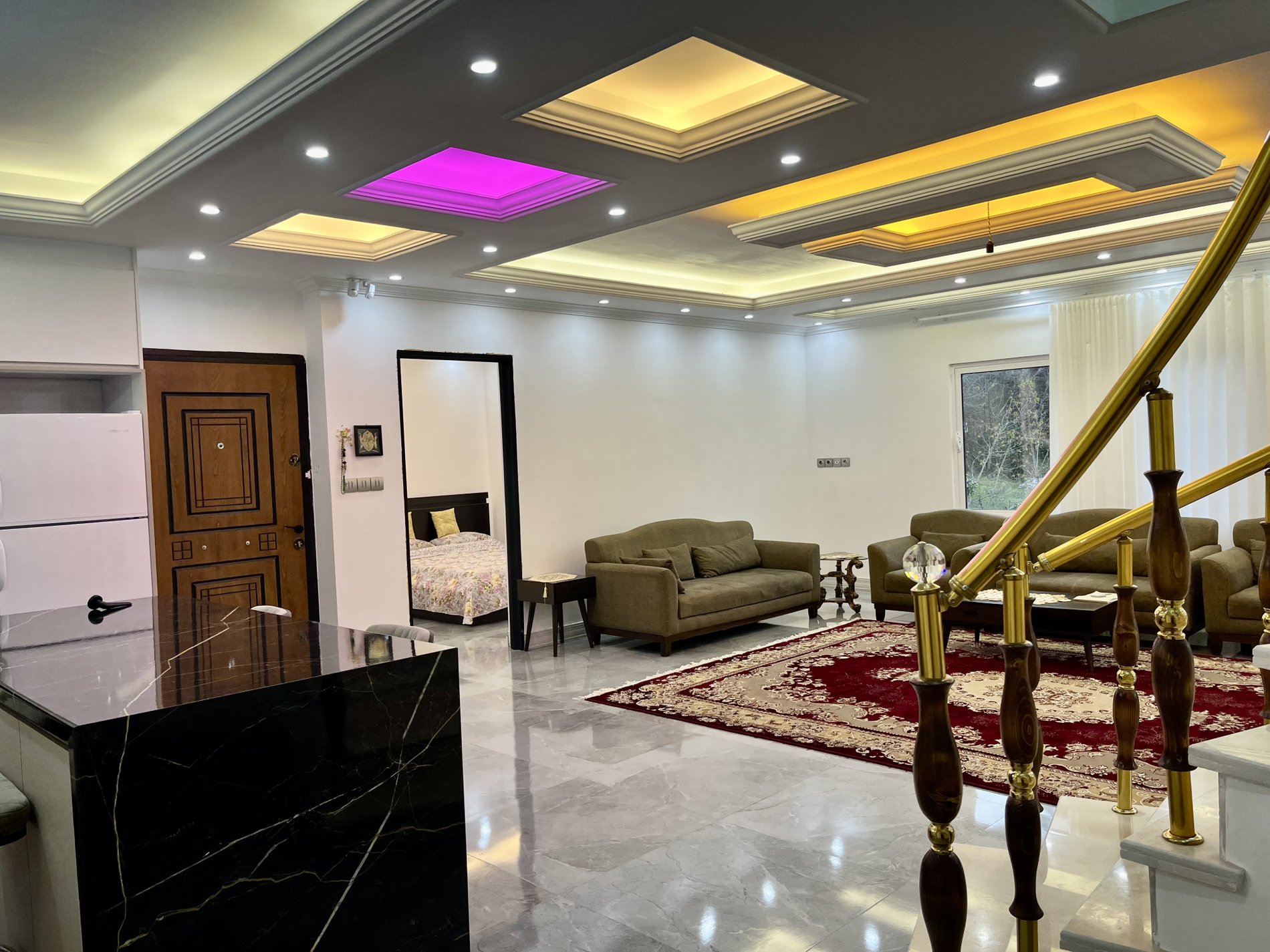 ویلا سه خوابه جنگلی تریپلکس استخردار آبگرم میراث