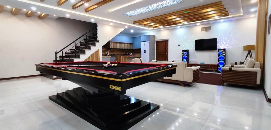 سه خوابه استخردار آبگرم سورنا - سالن پذیرایی