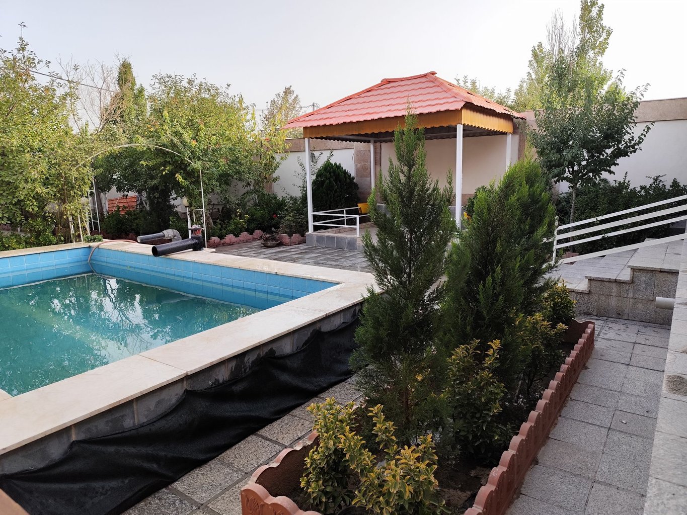 ویلا دوخوابه استخردار بی تا