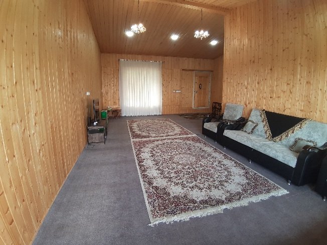 کلبه یک خوابه چوبی بام سبز 3