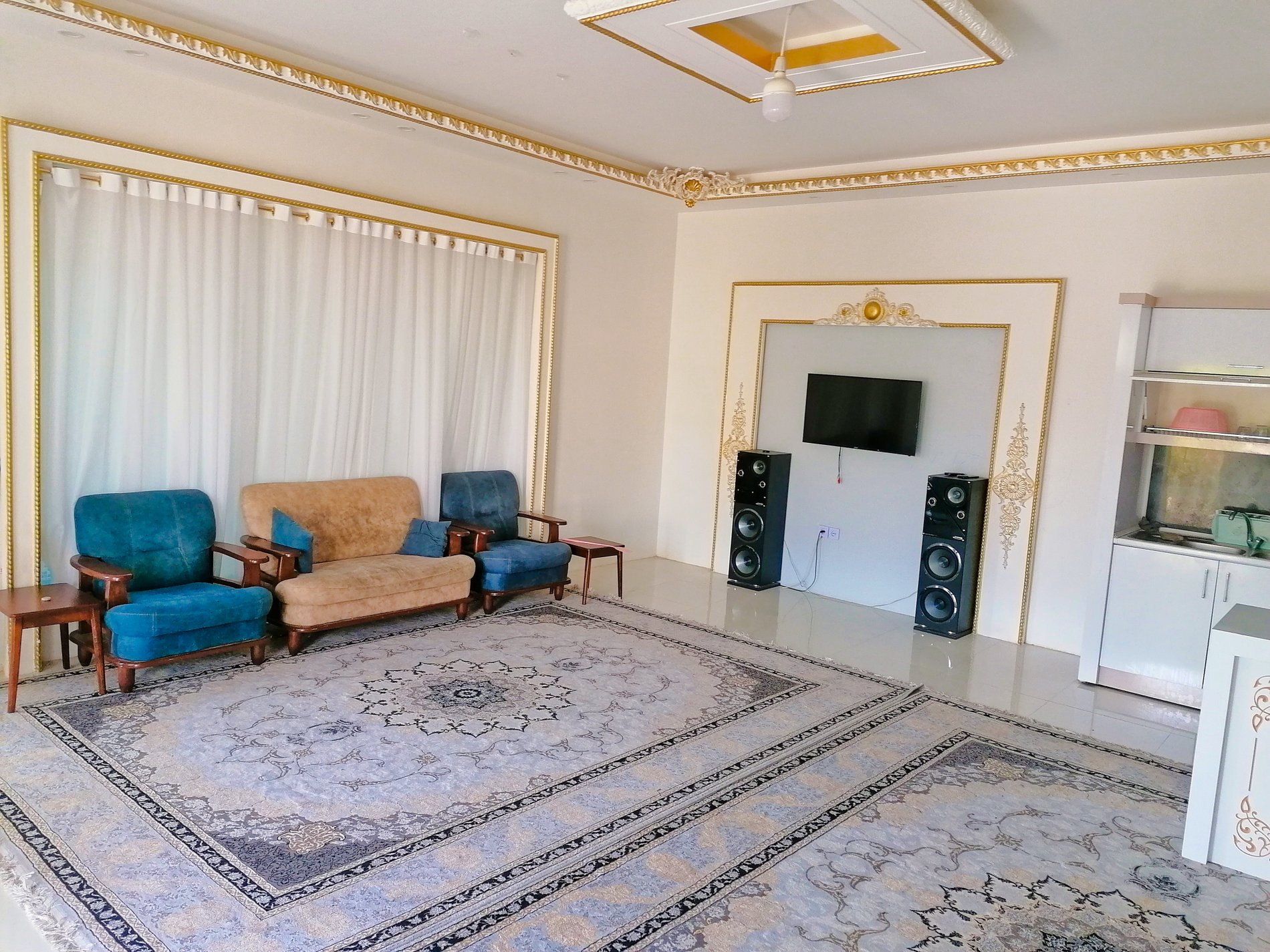 ویلا دوخوابه استخردار آبگرم 