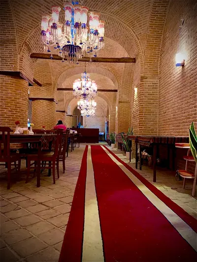 اقامتگاه سنتی قهرمانی - واحد ۱۰۱